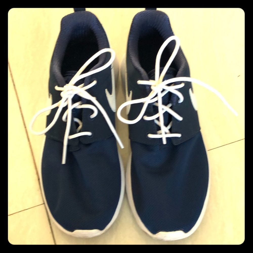 Women's Nike Tanjun Sneakers